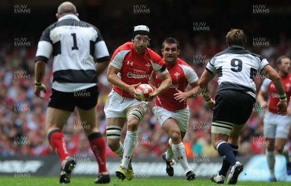 04.06.11 - Wales v Barbarians - DHL Challenge - Ryan Jones of Wales. 