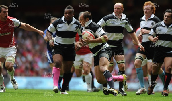 04.06.11 - Wales v Barbarians - DHL Challenge - Sergio Parisse of Barbarians. 