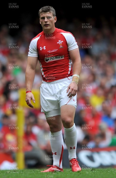 04.06.11 - Wales v Barbarians - DHL Challenge - Scott Williams of Wales. 