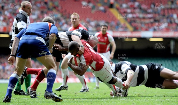 04.06.11 - Wales v Barbarians - DHL Challenge - Aled Brew of Wales scores try. 