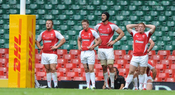 04.06.11 - Wales v Barbarians - DHL Challenge - Wales players look dejected. 