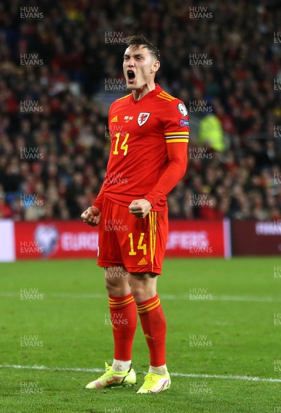 131121 - Wales v Belarus, 2022 World Cup Qualifying Match -  Connor Roberts of Wales reacts after missing a chance to score
