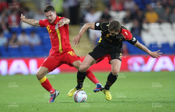 070912 - Wales v Belgium, FIFA 2014 World Cup Qualifying match - Wales' Aaron Ramsey tangles with Belgium's Jan Vertonghen 