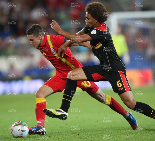 070912 - Wales v Belgium, FIFA 2014 World Cup Qualifying match - Wales' Aaron Ramsey tangles with Belgium's Jan Vertonghen 