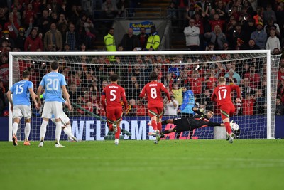 131025 - Wales v Belgium - 2026 FIFA World Cup Qualifying - Kevin De Bruyne of Belgium scores a goal from the penalty spot