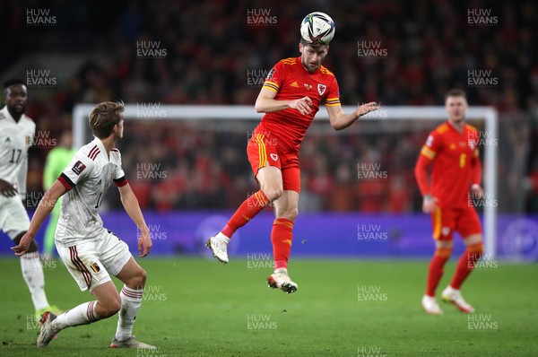 161121 - Wales v Belgium, 2022 World Cup Qualifier -  Ben Davies of Wales heads the ball forwards