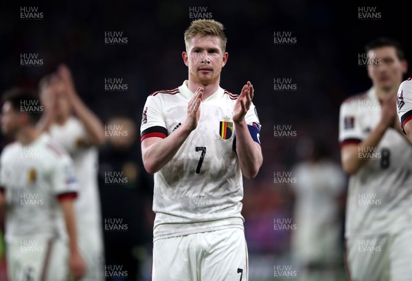 161121 - Wales v Belgium, 2022 World Cup Qualifier -  Kevin De Bruyne of Belgium at the end of the game