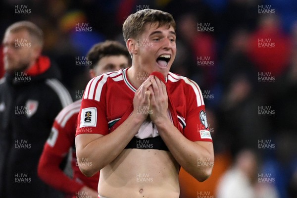 260326 - Wales v Bosnia-Herzegovina - 2026 FIFA World Cup Qualifying - Play-off Semi-final - Dejected Dylan Lawlor of Wales