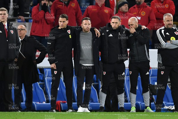 260326 - Wales v Bosnia-Herzegovina - 2026 FIFA World Cup Qualifying - Play-off Semi-final - Craig Bellamy, Wales Manager during the shootout