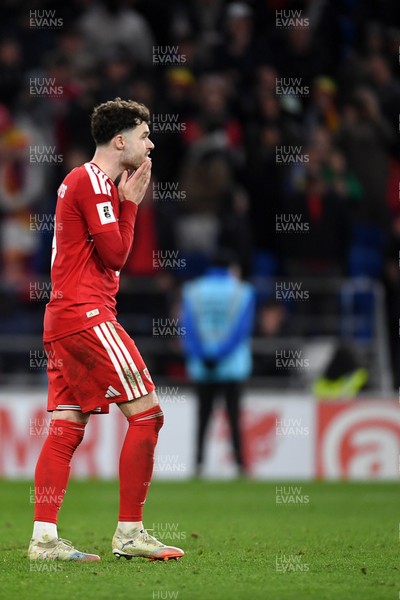 260326 - Wales v Bosnia-Herzegovina - 2026 FIFA World Cup Qualifying - Play-off Semi-final - Dejected Neco Williams of Wales after missing his penalty