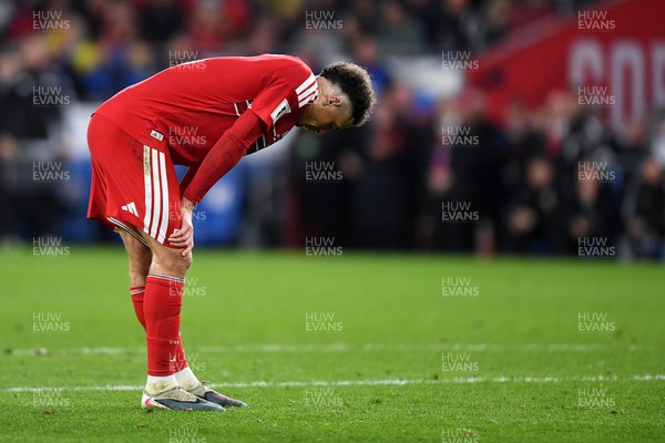 260326 - Wales v Bosnia-Herzegovina - 2026 FIFA World Cup Qualifying - Play-off Semi-final - Dejected Ethan Ampadu of Wales