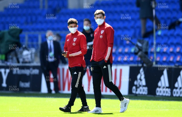 060920 - Wales v Bulgaria - UEFA Nations League - Dan James and Ben Davies of Wales arrive at the stadium