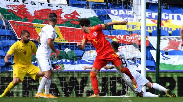 060920 - Wales v Bulgaria - UEFA Nations League - Neco Williams (3) of Wales scores goal