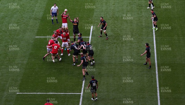 030721 - Wales v Canada, Summer International Series - Ross Moriarty of Wales wins line out ball
