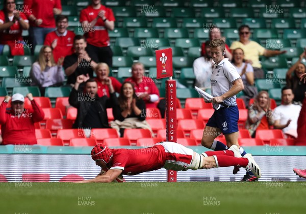 030721 - Wales v Canada, Summer International Series - James Botham of Wales dives in to score try