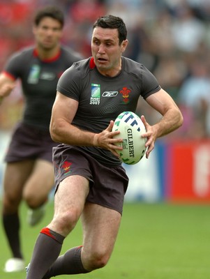 09.09.07 - Wales v Canada - Rugby World Cup 2007 - France - Wales' Stephen Jones 