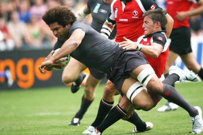 09.09.07 Wales v Canada RWC2007... Wales Colin Charvis scores try. 
