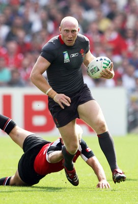 09.09.07 Wales v Canada RWC2007... Wales Tom Shanklin breaks through. 