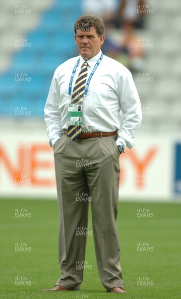 09.09.07 - Wales v Canada - Rugby World Cup 2007 - France - Wales Coach, Gareth Jenkins 