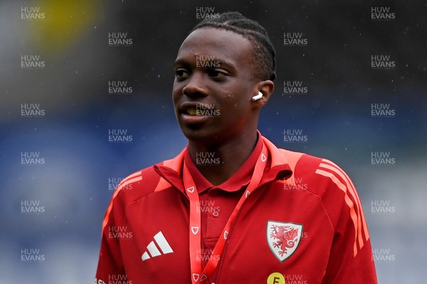 090925 - Wales v Canada -  International Friendly - Ronan Kpakio of Wales arrives at the stadium ahead of the match