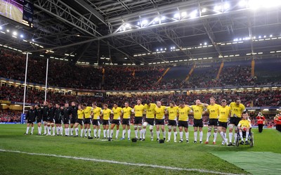 14.11.08 - Wales v Canada -  Invesco Perpetual Series 2008 - Wales line-up for the national anthems in their yellow away kit.  