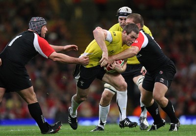 14.11.08 ... Wales v Canada, Invesco Perpetual International 2008 Wales' Andrew Bishop   