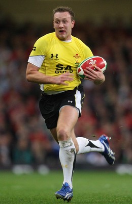 14.11.08 ... Wales v Canada, Invesco Perpetual International 2008 Wales' Morgan Stoddart  