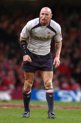 17.11.06 - Wales v Canada - Invesco Perpetual Series 2006 - Wales Gareth Thomas 