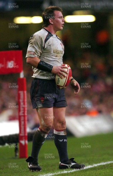 17.11.06 - Wales v Canada - Invesco Perpetual Series 2006 - Wales Matthew Rees 