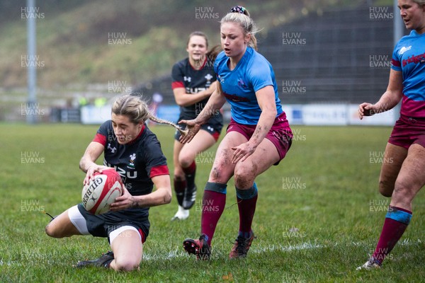 231119 - Wales Women v Crawshay's Women - Paige Randall of Wales scores a try