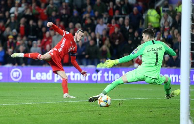 131019 - Wales v Croatia - European Championship Qualifiers - Group E - Gareth Bale of Wales gets the ball past Croatia goalkeeper Dominik Livakovic to score a goal