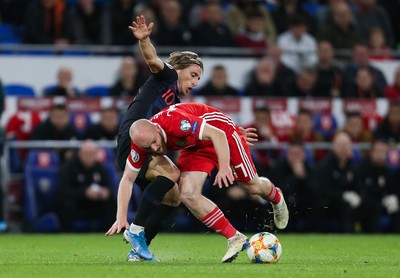 131019 - Wales v Croatia, UEFA Euro 2020 Qualifier - Jonny Williams of Wales is tackled by Luka Modric of Croatia