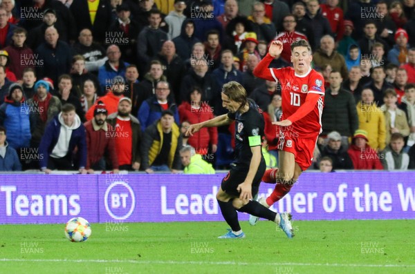 131019 - Wales v Croatia, UEFA Euro 2020 Qualifier - Harry Wilson of Wales is brought down by Luka Modric of Croatia