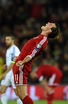 131014 - Wales v Cyprus - UEFA European Championship - Gareth Bale of Wales roars at full time as they win 2-1