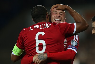 131014 - Wales v Cyprus, UEFA European Championship Qualifier - Wales' David Cotterrill celebrates with Wales' Ashley Williams after scoring goal