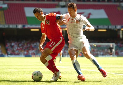 02.06.07 - Wales v Czech Republic - UEFA Euro 2008 Qualifying, Group D - Wales' Ryan Giggs takes on Jan Polak 