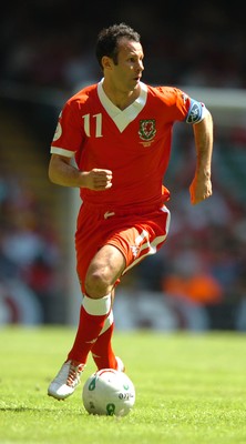 02.06.07 - Wales v Czech Republic - UEFA Euro 2008 Qualifying, Group D - Wales' Ryan Giggs breaks away 