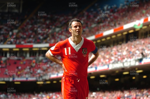 02.06.07 - Wales v Czech Republic - UEFA Euro 2008 Qualifying, Group D - Wales' Ryan Giggs 
