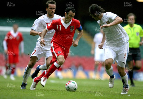 02.06.07. Wales v Czech Republic, Euro 2008 Qualifyer Wales' Ryan Giggs weaves his way through the Czech defence in characteristic style 