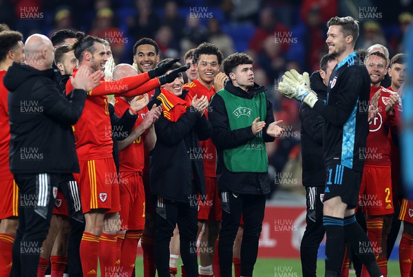 290322 - Wales v Czech Republic - International Friendly - Wales team mates applaud Wayne Hennessey of Wales on his 100th cap