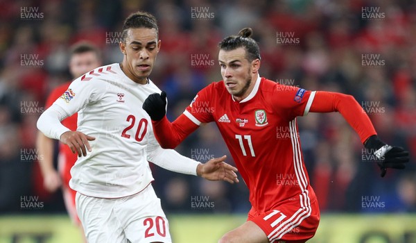 161118 - Wales v Denmark - UEFA Nations League B - Gareth Bale of Wales is challenged by Yusuf Poulsen of Denmark