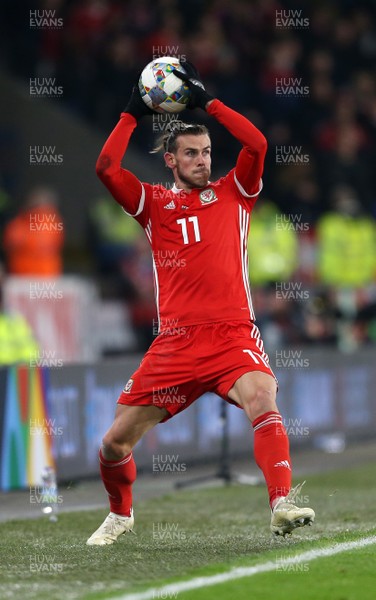 161118 - Wales v Denmark - UEFA Nations League B - Gareth Bale of Wales takes a throw in