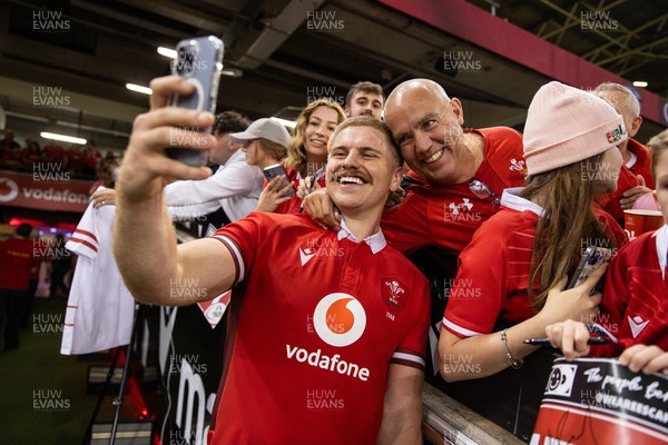 050823 - Wales v England - Vodafone Summer Series - Aaron Wainwright of Wales with fans at full time