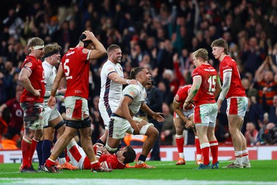 150325 - Wales v England - Guinness Six Nations - Chandler Cunningham-South of England celebrates scoring his team's tenth try