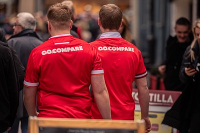 150325 - Wales v England - Guinness Six Nations -  Fans in the City Centre Ahead of the match 