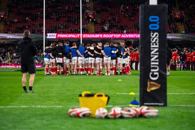 150325 - Wales v England - Guinness Six Nations - Wales team huddle ahead of the game 