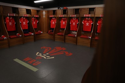 150325 - Wales v England - Guinness Six Nations Championship - Wales dressing room before the game