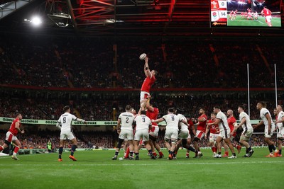 150325 - Wales v England - Guinness Six Nations Championship - Will Rowlands of Wales wins the line out