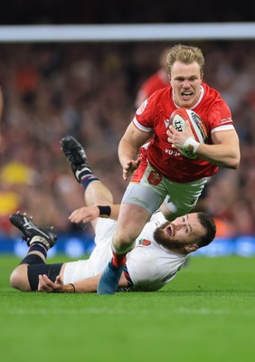 150325 Wales v England, Guinness Mens Six Nations - Blair Murray of Wales is tackled by Luke Cowan-Dickie of England