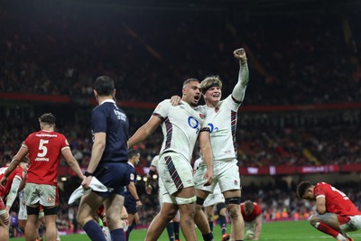 150325 Wales v England, Guinness Mens Six Nations - Chandler Cunningham-South of England celebrates with Henry Pollock of England after scoring the final try